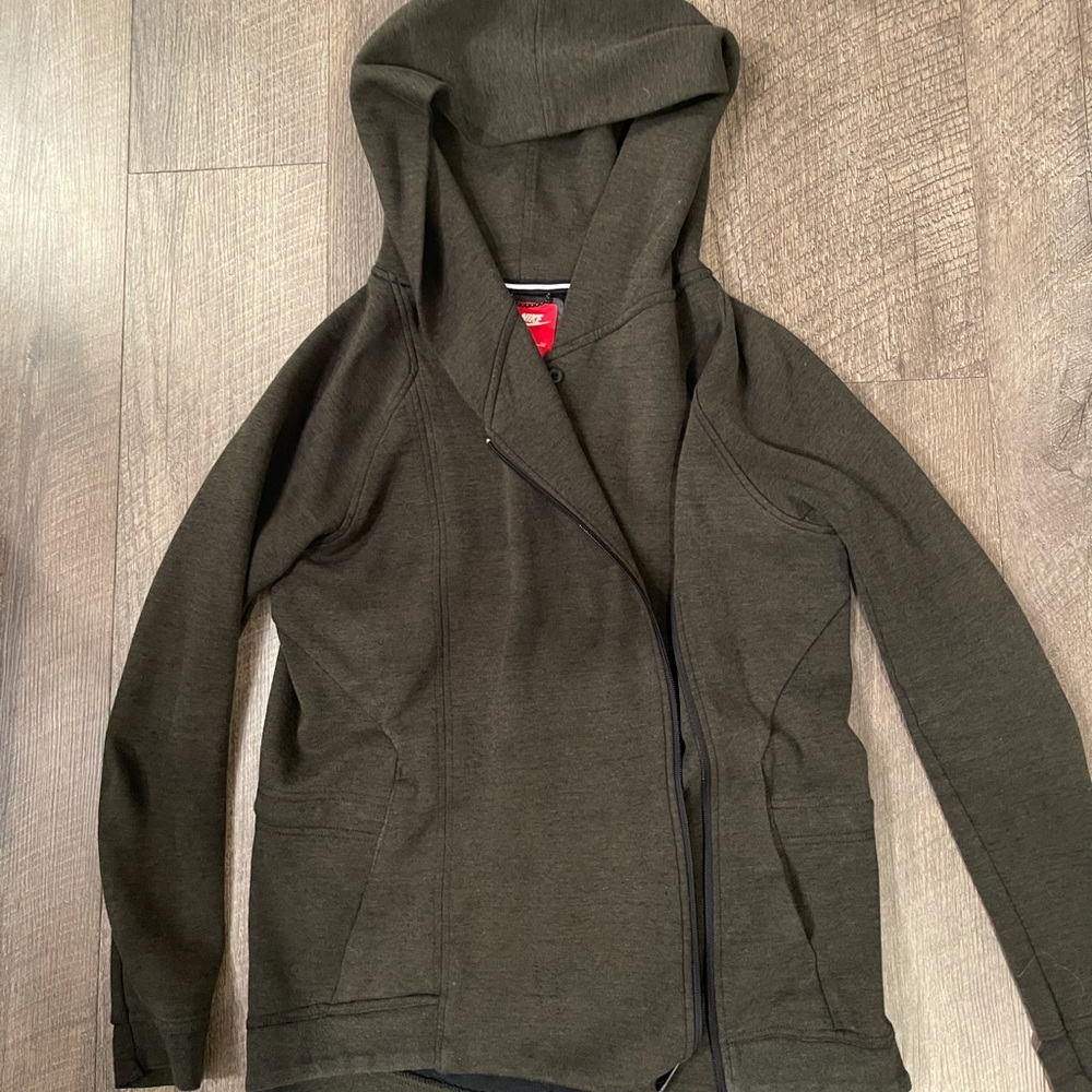 Nike sweatshirt jacket